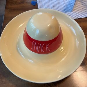 Chips and Salsa platter. Never used, no flaws.